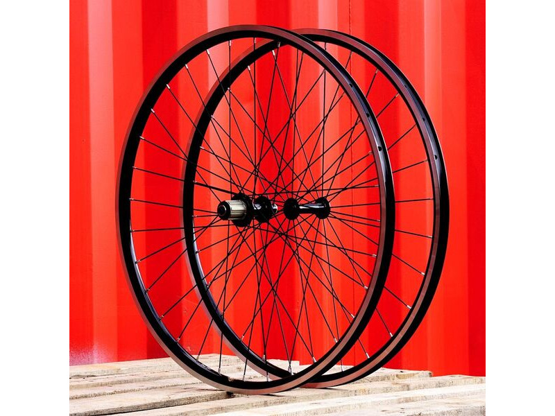 SPA CYCLES Handbuilt Wheelset - Bitex RAF12/RAR12 130mm OLN/Choice of Rims with Sapim CX-Ray Spokes click to zoom image