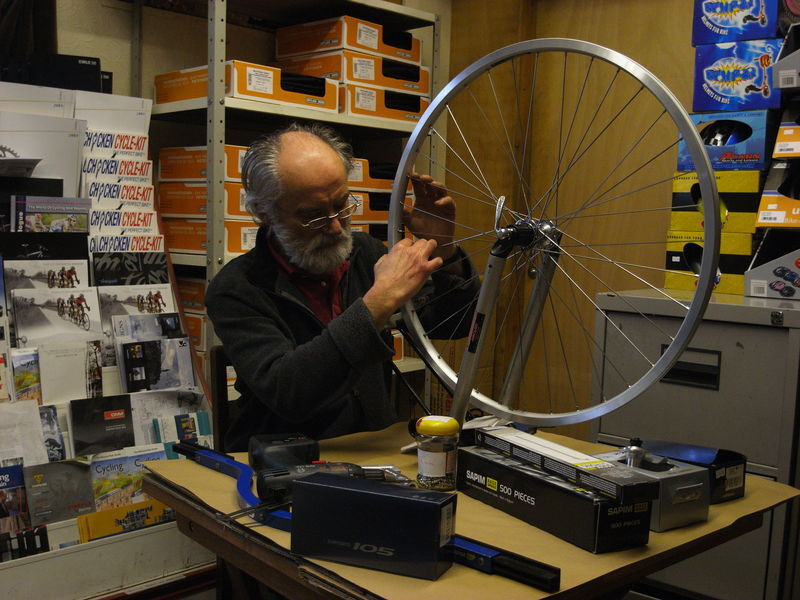 SPA CYCLES Handbuilt Wheelset - Shimano XT Disc 6 Bolt click to zoom image