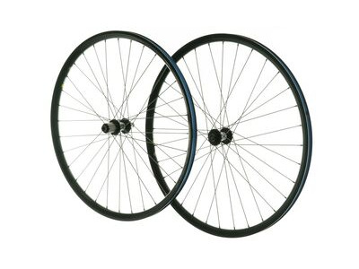 SPA CYCLES Handbuilt Wheelset - Shimano 105 R7070 Disc Centre-Lock Thru-Axle/Choice of Rims  click to zoom image