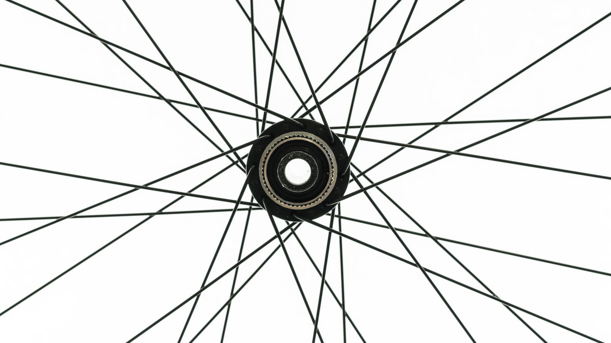 SPA CYCLES Handbuilt Wheelset - Shimano 105 R7070 Disc Centre-Lock Thru ...