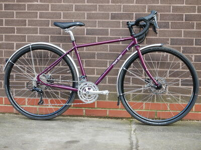 SPA CYCLES D'Tour 725 Disc Tourer 9spd click to zoom image