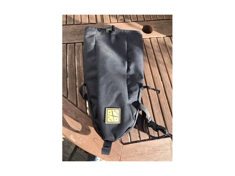 RESTRAP Saddle Pack (2.5 Litres) - 2023 Model click to zoom image