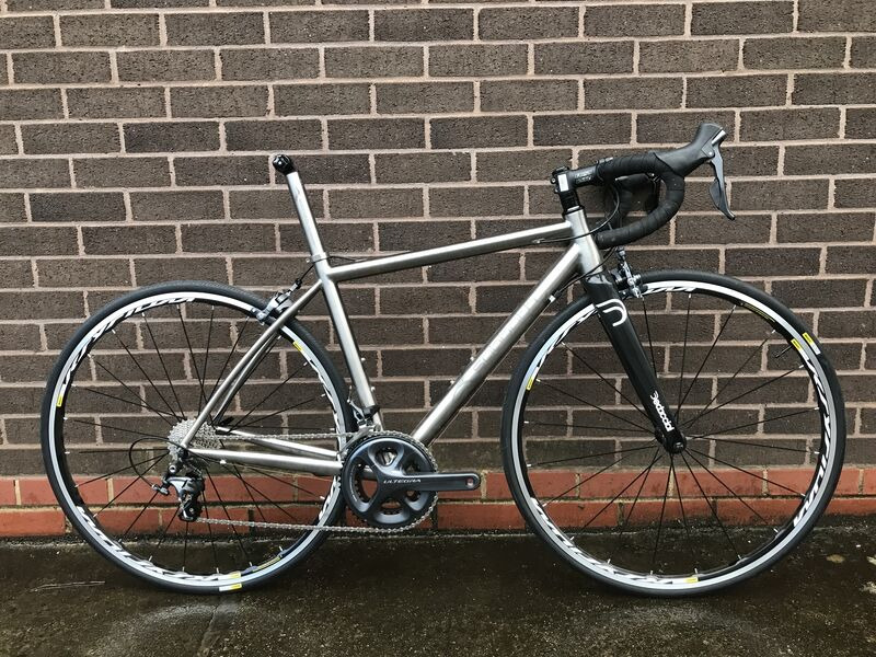 SABBATH Mondays Child II Ultegra 11spd click to zoom image